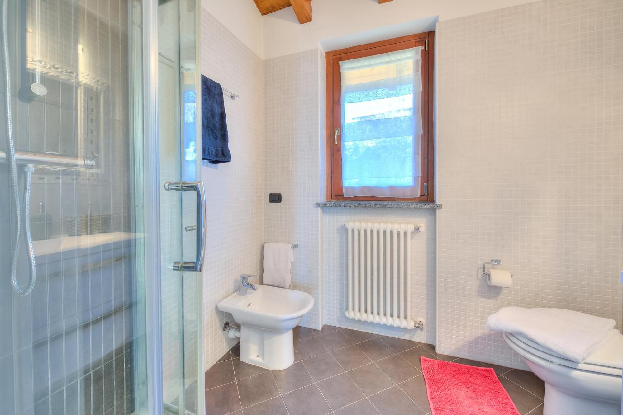 La Brezza Del Maggiore With View - Happy Apartment