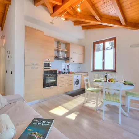 La Brezza Del Lago Maggiore With View - Happy Rentals Laveno-Mombello Exterior photo