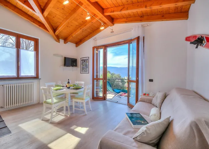 La Brezza Del Lago Maggiore With View - Happy Rentals