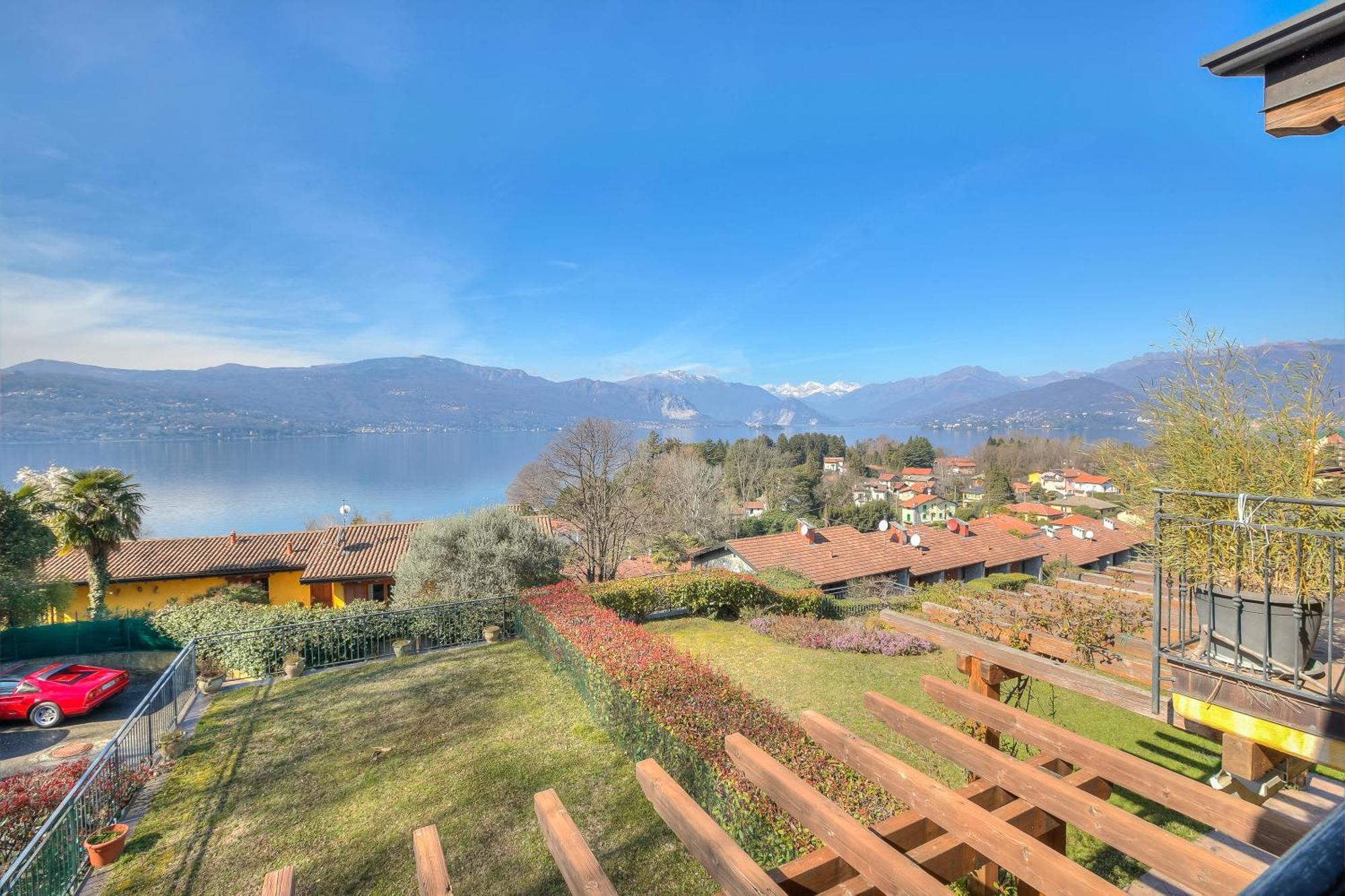 La Brezza Del Maggiore With View - Happy Apartment *
